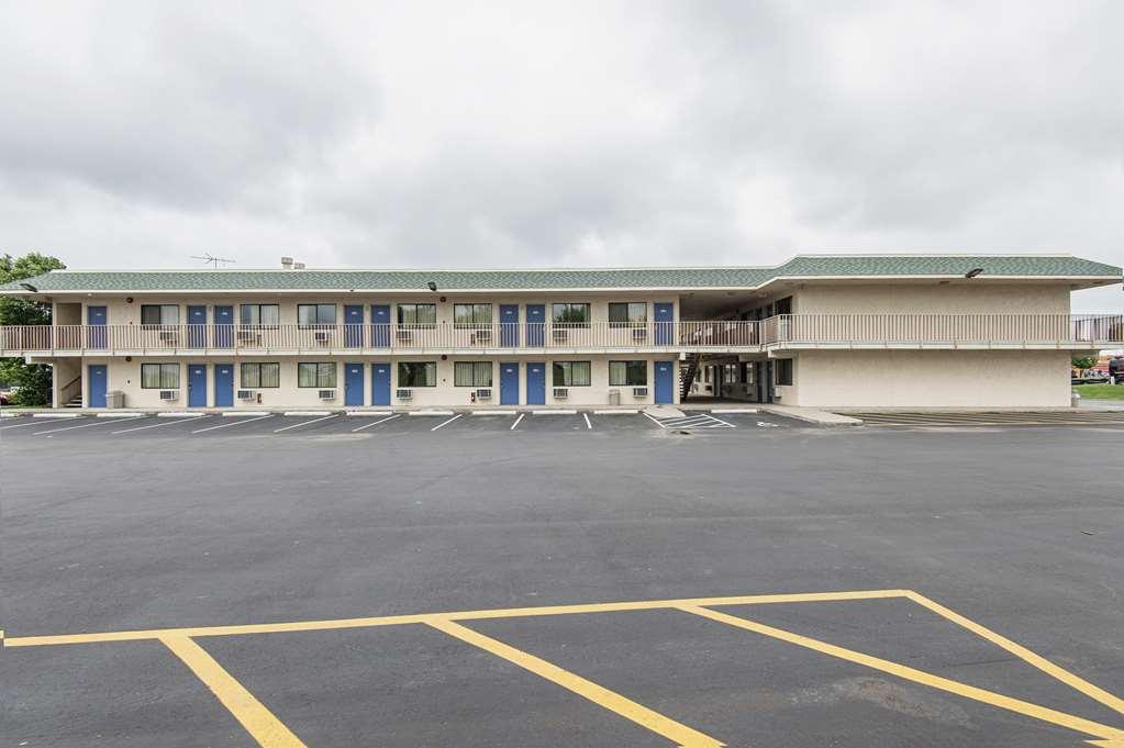 Motel 6 Kansas City, Mo - Airport Luaran gambar