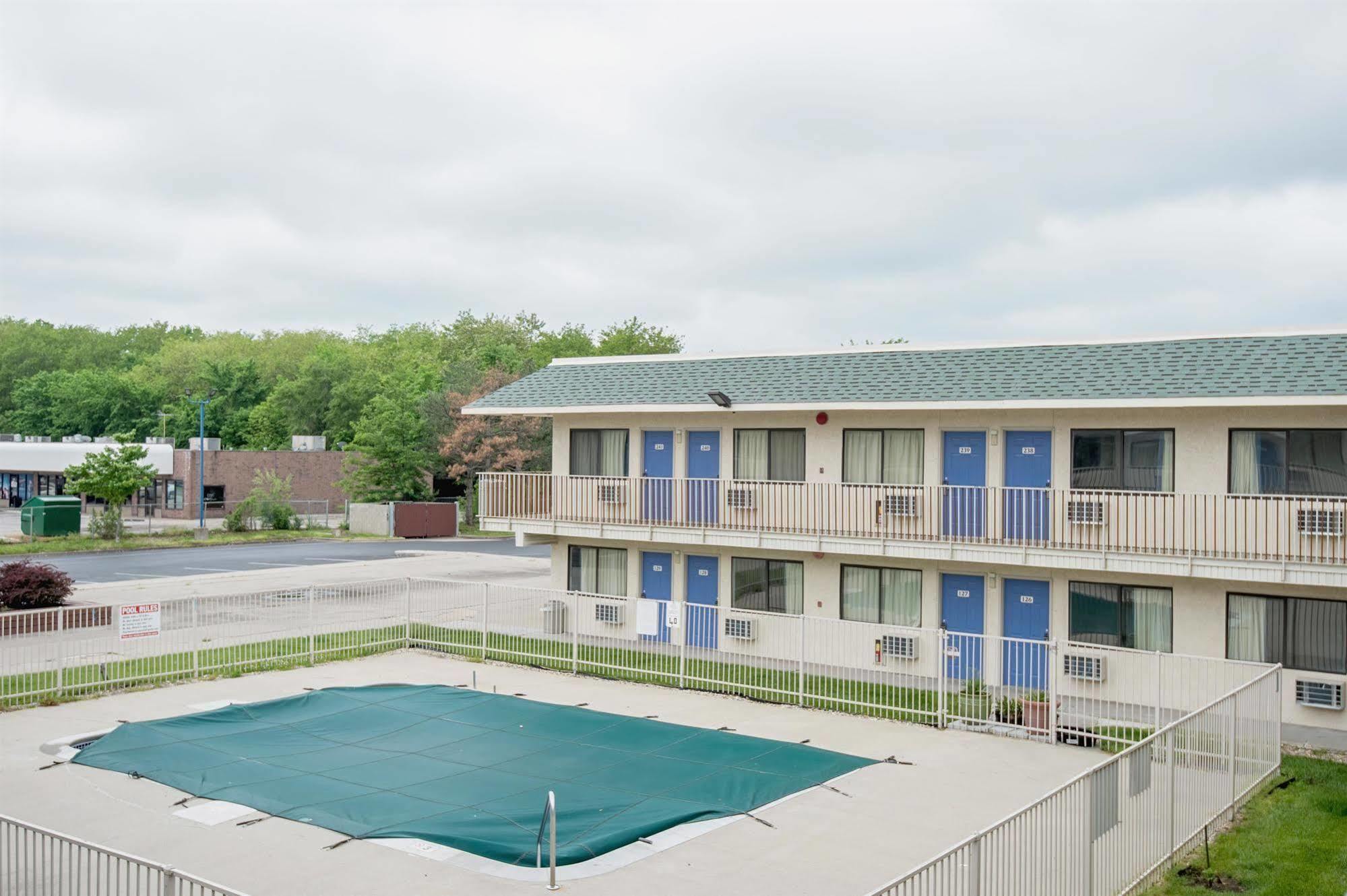 Motel 6 Kansas City, Mo - Airport Luaran gambar